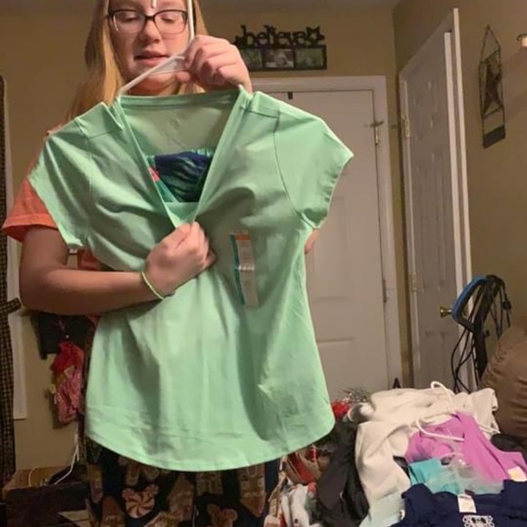 Kids clothes - Picture 3 of 15